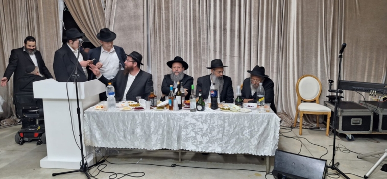 פעילות חב"דית בפסטיבל הכלייזמרים בצפת