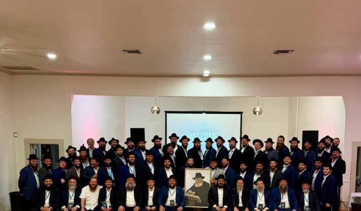 שלוחי הרבי הפועלים עם צעירים מקצועיים התכנסו באוסטין